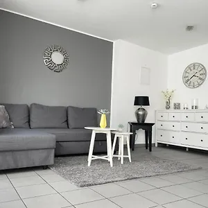 https://wohnung-neumarkt-schildergasse.topcolognehotels.com