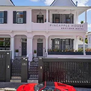 Pineapple House Boutique Hotel Le Cap